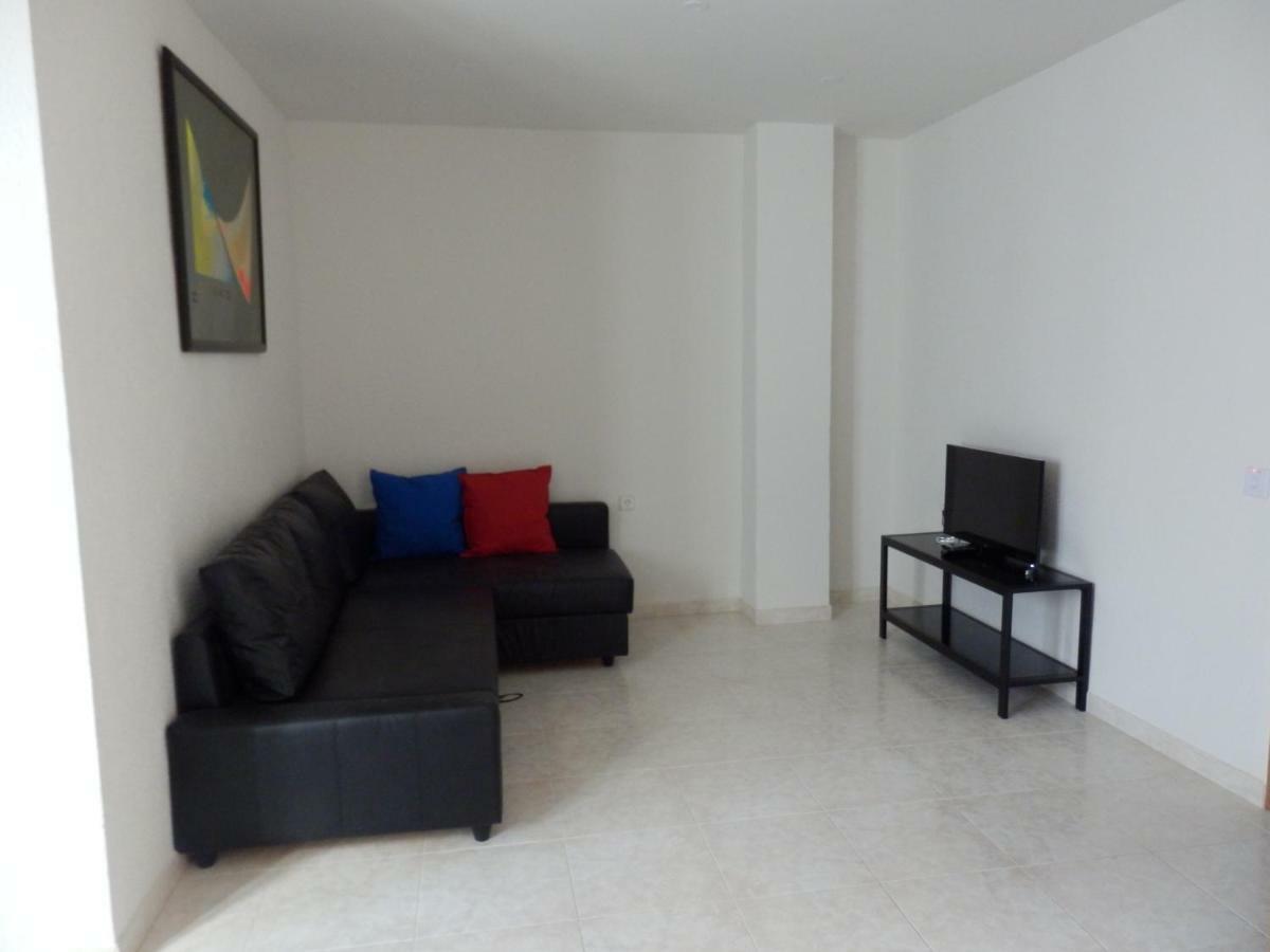 3 Calle Donoso Cortes Alicante Exterior photo
